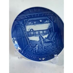 1985 Christmas Eve in the Farmhouse Copenhagen porcelain bing and grondahl